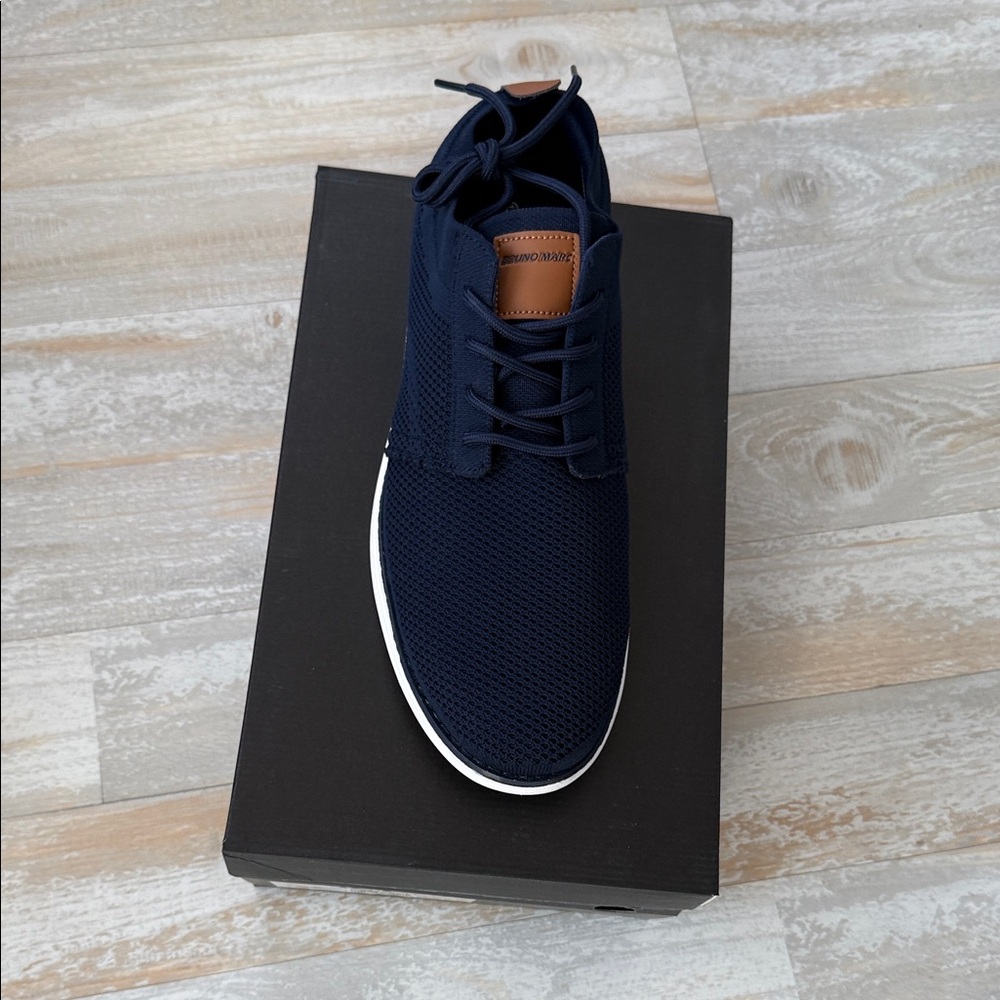 Bruno Marc mesh lace-up light weight Navy Blue Men's Shoes. Size 12